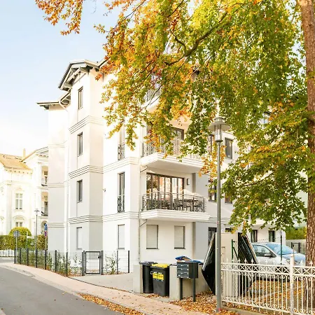 Apartment Quartier Eichenweg 8 *